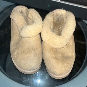 Ugg slippers